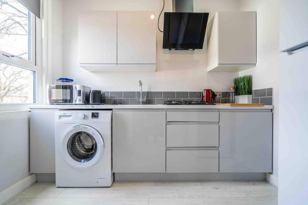 Modern Flat In Moseley With Free Parking Διαμέρισμα Μπέρμιγχαμ Εξωτερικό φωτογραφία